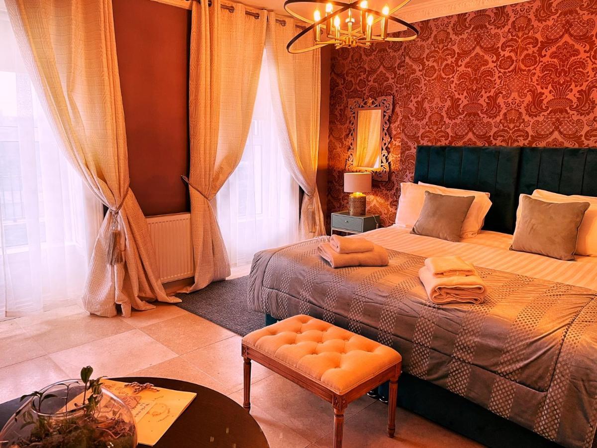 Bedford House & Hall Балбриган Екстериор снимка
